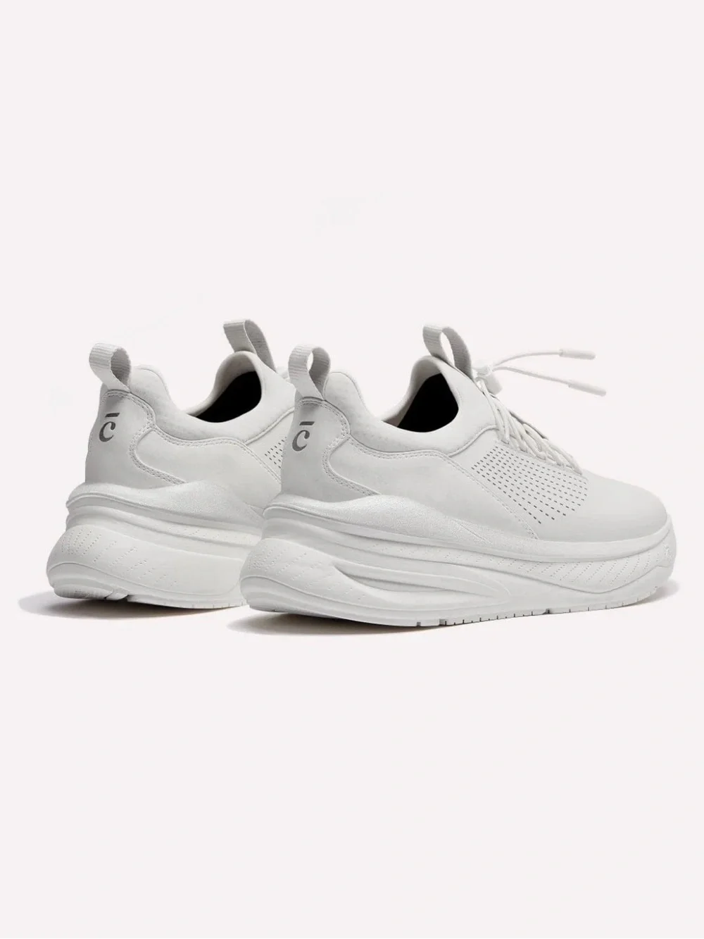 Make An Offer: Clove Forte Walking Shoes / Nursing School Shoes